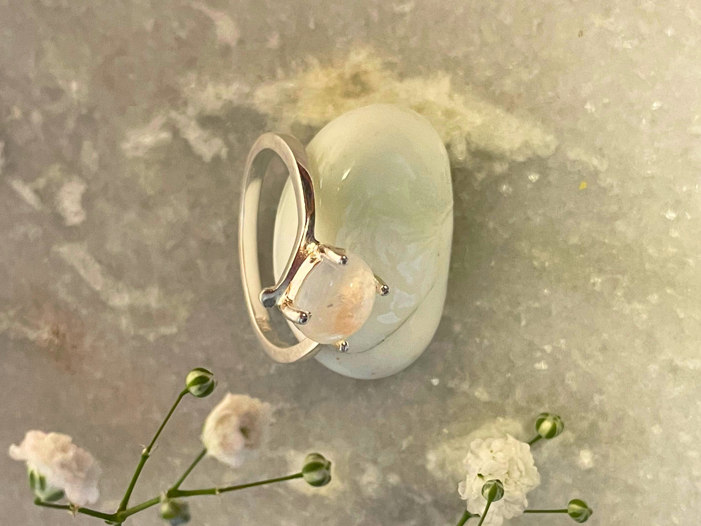 Moonstone Solitaire Ring 925 Sterling Silver – House of Tarasya

