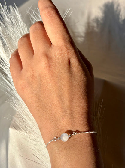 Moonstone New Beginnings Bracelet 925 Sterling Silver – House of Tarasya
