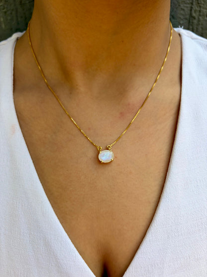 Moonstone Oval Pendant Gold Plated Necklace – House of Tarasya
