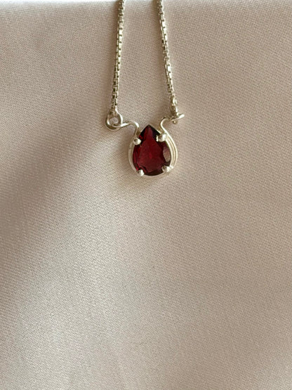 Garnet Pear Pendant 925 Sterling Silver Necklace – House of Tarasya
