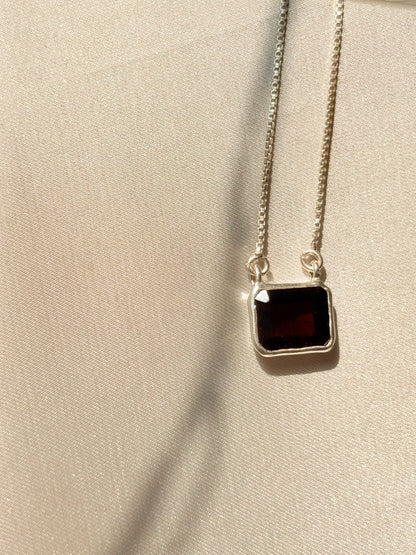 Garnet Square Necklace 925 Sterling Silver – House of Tarasya

