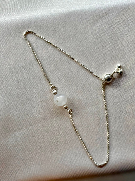 Moonstone New Beginnings Bracelet 925 Sterling Silver – House of Tarasya
