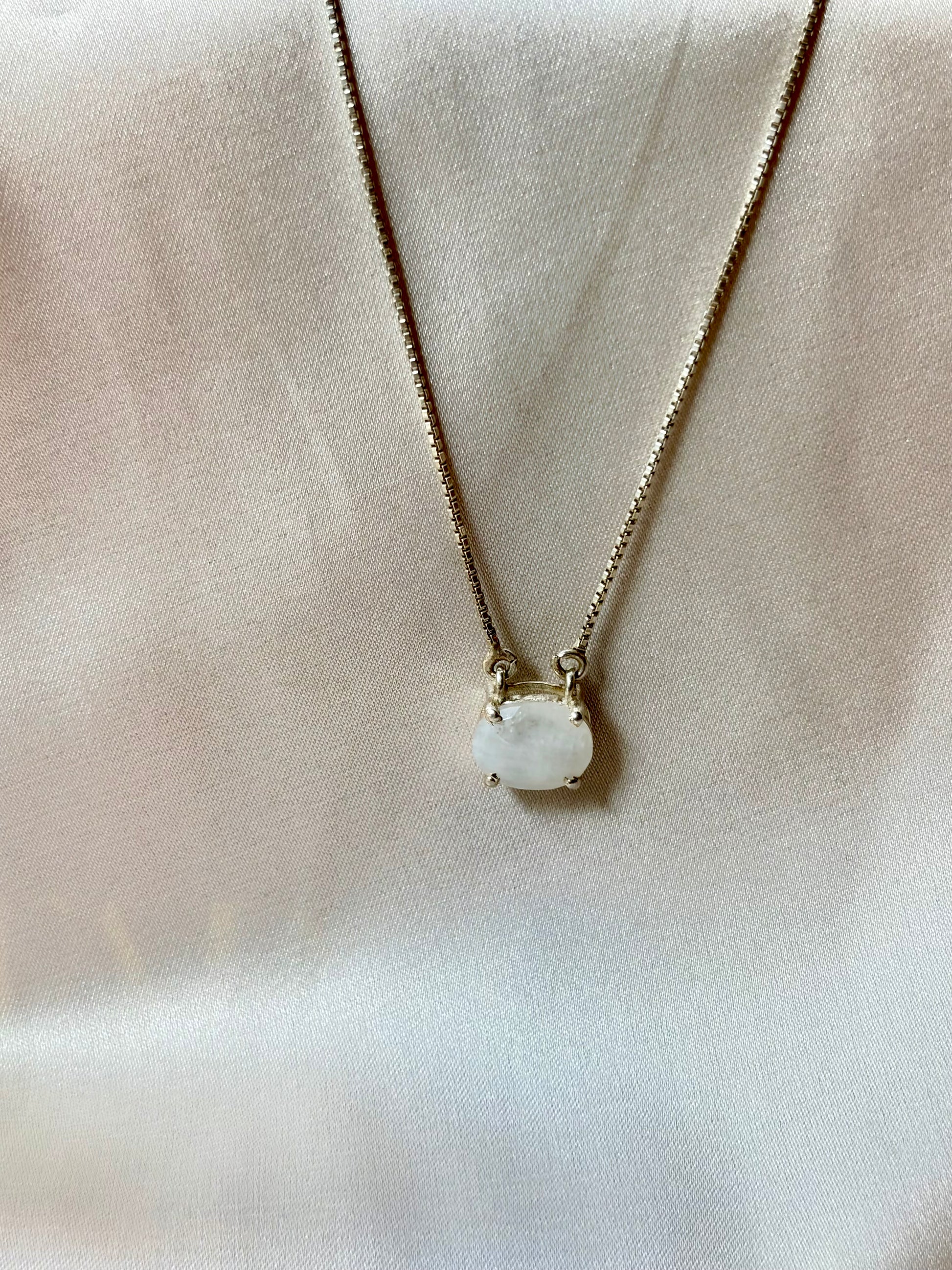 Moonstone Oval Necklace 925 Sterling Silver – House of Tarasya
