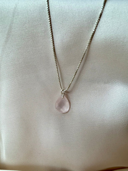 Rose Quartz Oval Necklace 925 Sterling Silver – House of Tarasya
