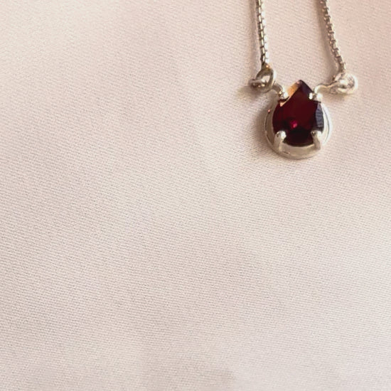 Garnet Pear Pendant 925 Sterling Silver Necklace – House of Tarasya
